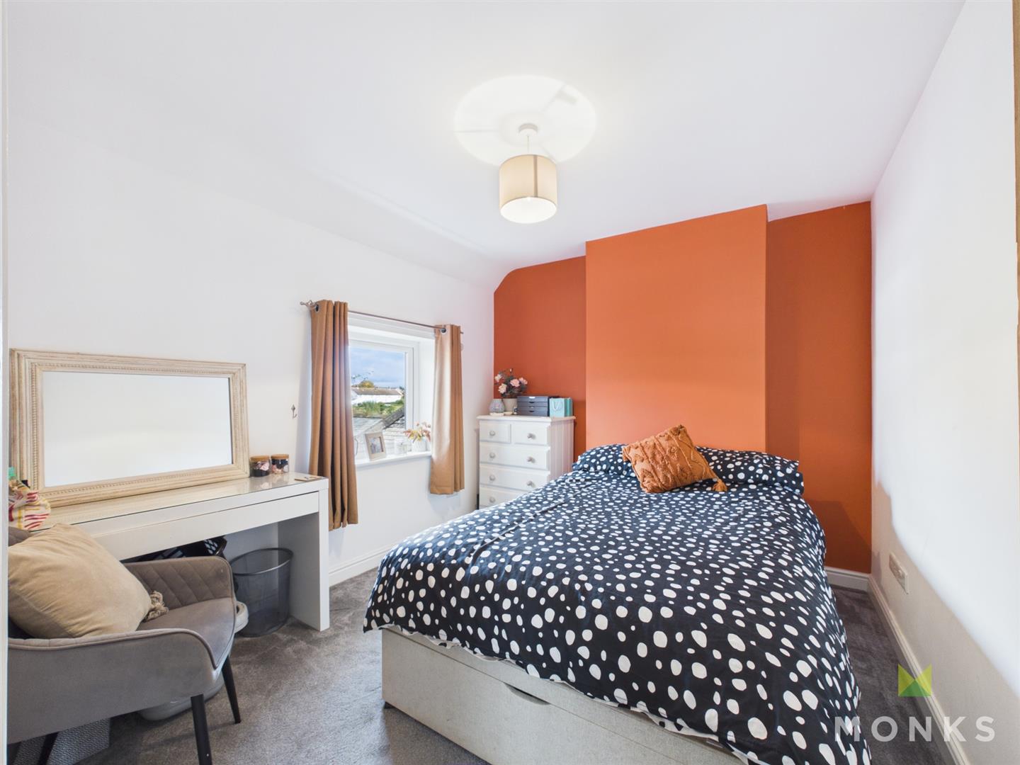 28 The Terraces, Oswestry, SY10 9NB For Sale